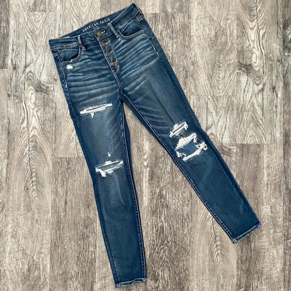 AE Hi Rise Distressed Jegging